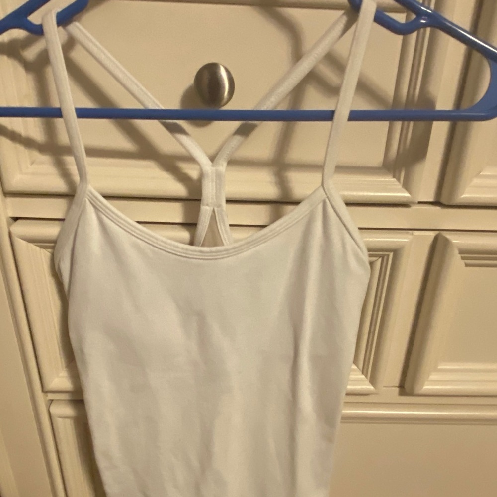 White lululemon tank